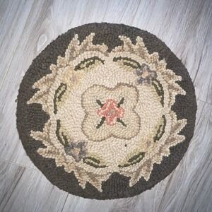 Vintage Hook Rug Handmade primative Seat cushion Cottagecore Farmhouse